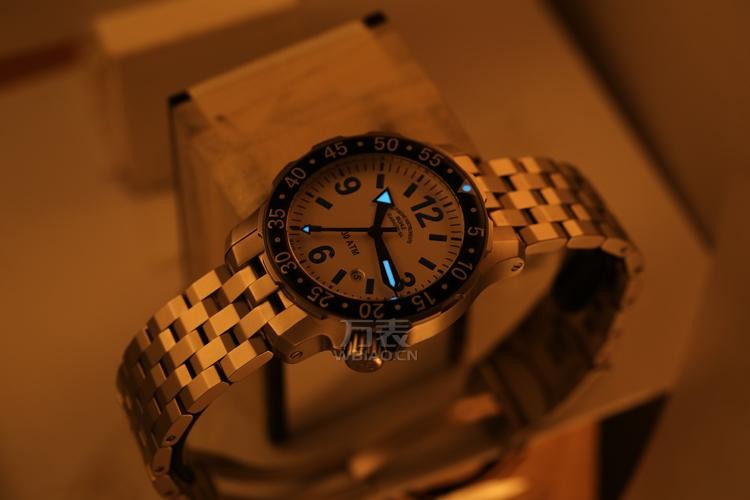德国品牌：格拉苏蒂·莫勒Muehle·Glashuette-Nautical Wristwatches系列 M1-28-45-MB 机械男表（最后2枚，售完即止）