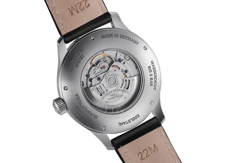 德国品牌：格拉苏蒂·莫勒 Muehle·Glashuette-Sporty Instrument Watches 运动系列 M1-40-13/7-LB 机械男表（仅限最后1枚，售完即止）