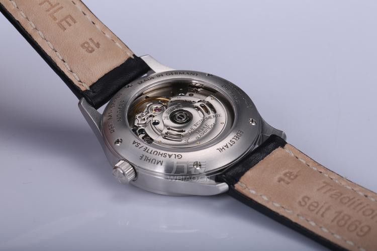 德国品牌：格拉苏蒂·莫勒 Muehle·Glashuette-Sporty Instrument Watches 运动系列 M1-37-51-LB 机械女表（最后1枚，售完即止）
