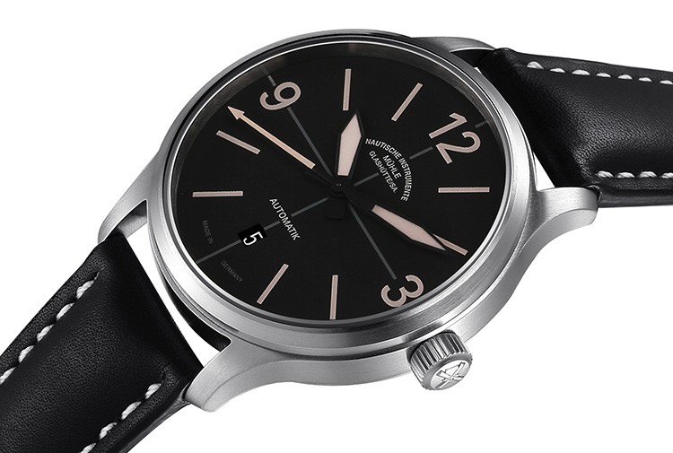 德国品牌：格拉苏蒂·莫勒 Muehle·Glashuette-Sporty Instrument Watches 运动系列 M1-40-33/7-LB 机械男表（仅限最后1枚，售完即止）