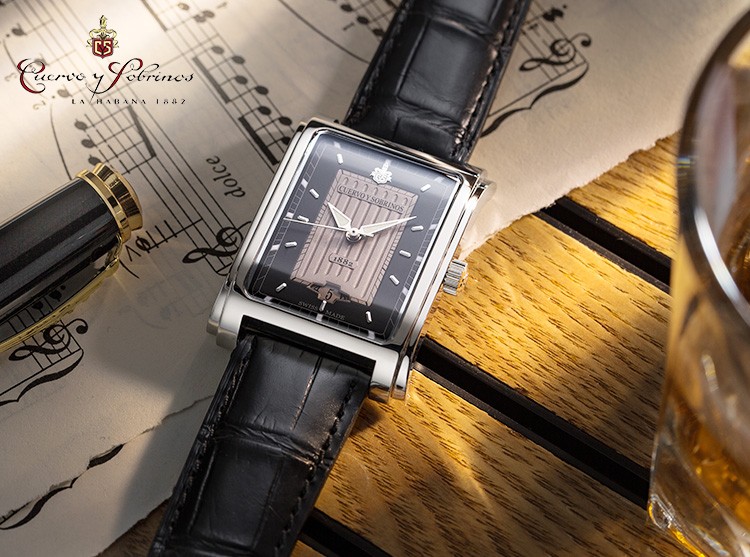 拥有拉丁血统的瑞士腕表品牌：传承133年悠久的制表历史：瑞士库尔沃CYS-Prominente 名流系列 clasico  1015.1GN 中性机械表