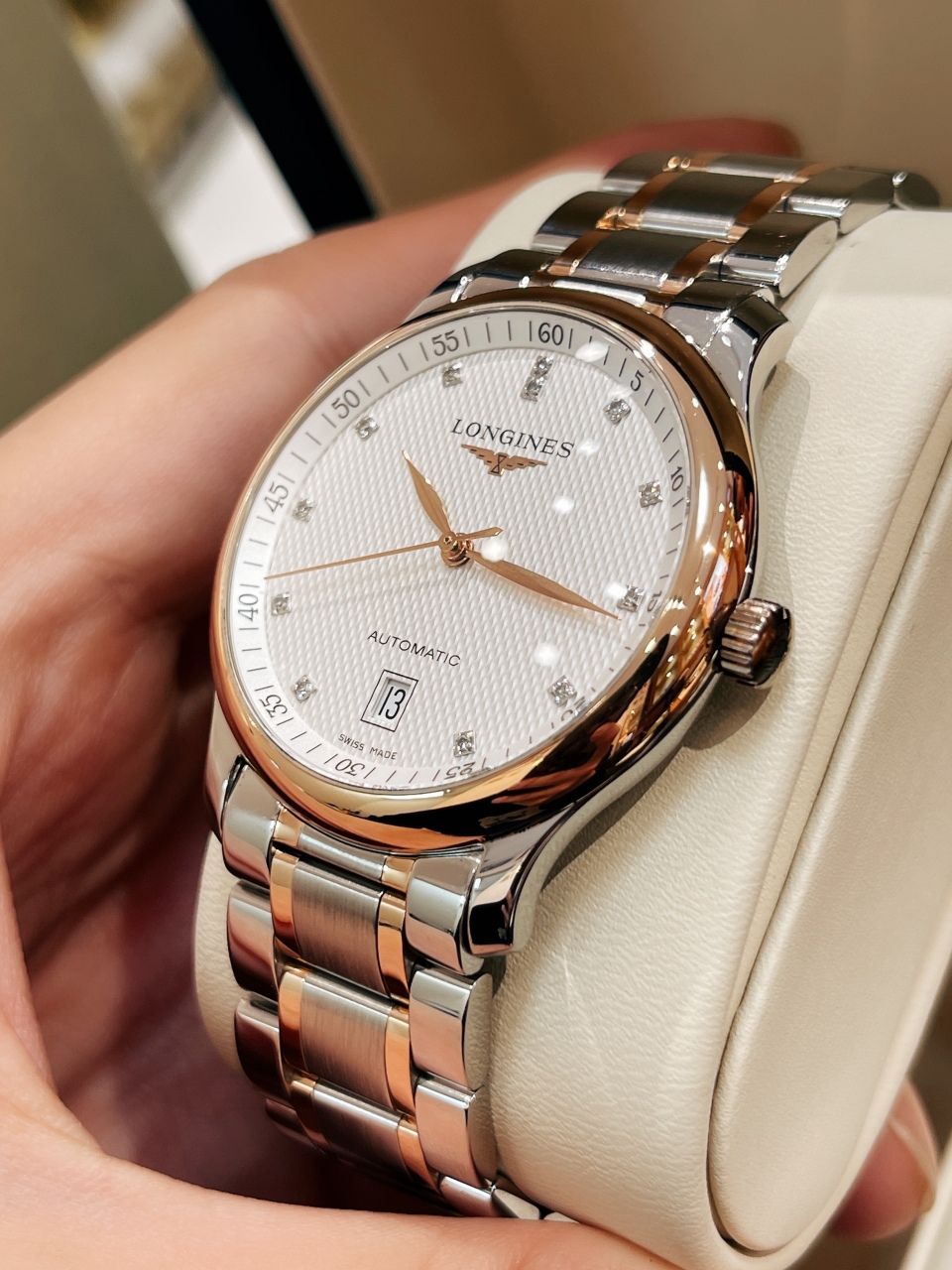 二手95新浪琴l2.628.5.97.7手表价格,值多少钱?