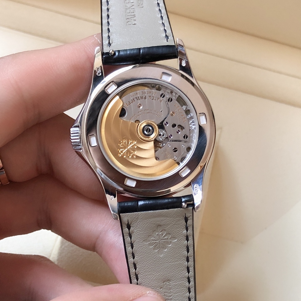 二手95新百达翡丽5108g手表价格,值多少钱?