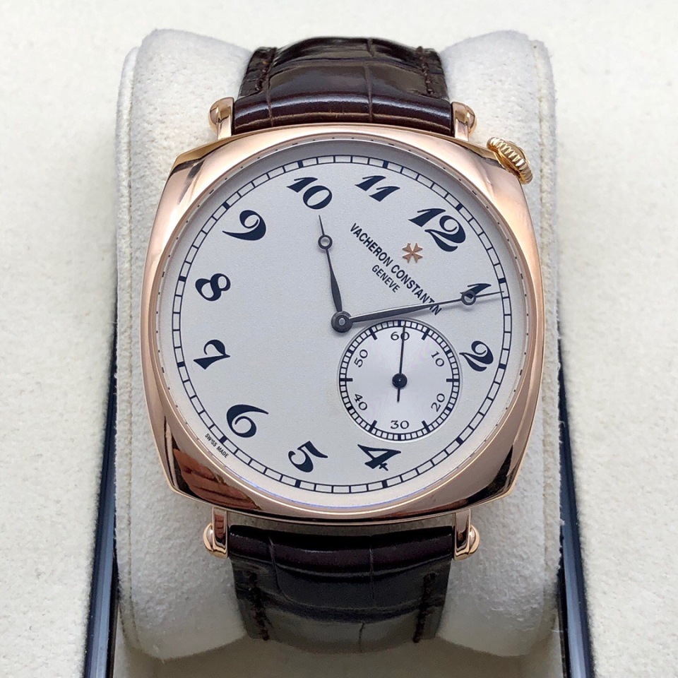 二手95新江诗丹顿82035/000r手表价格,值多少钱?