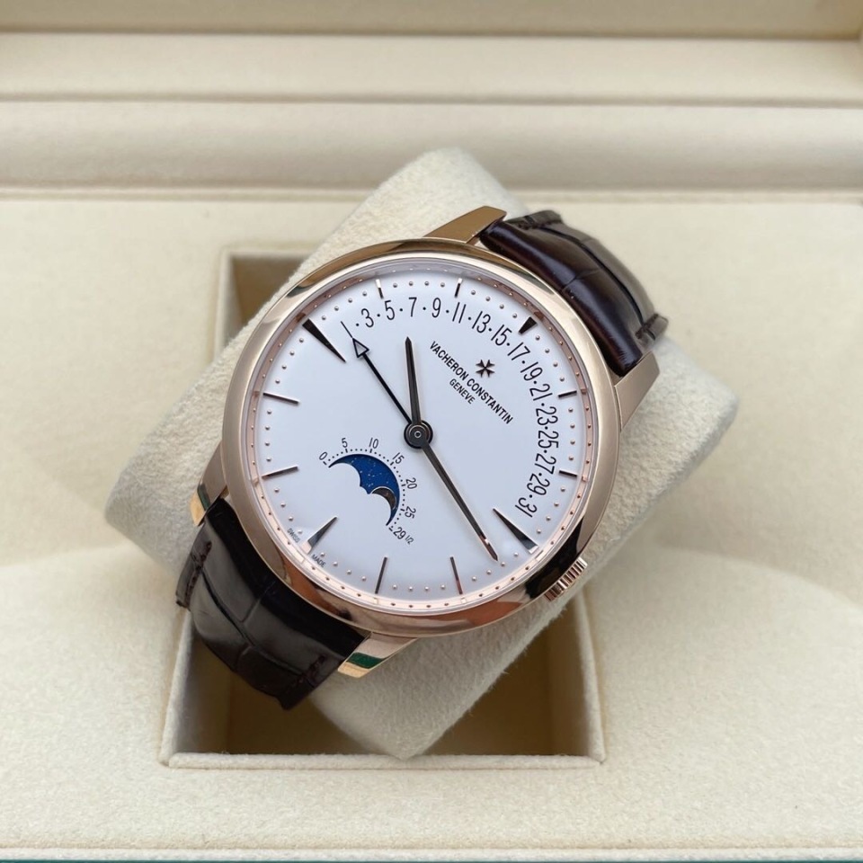 二手95新江诗丹顿4010u/000r手表价格,值多少钱?