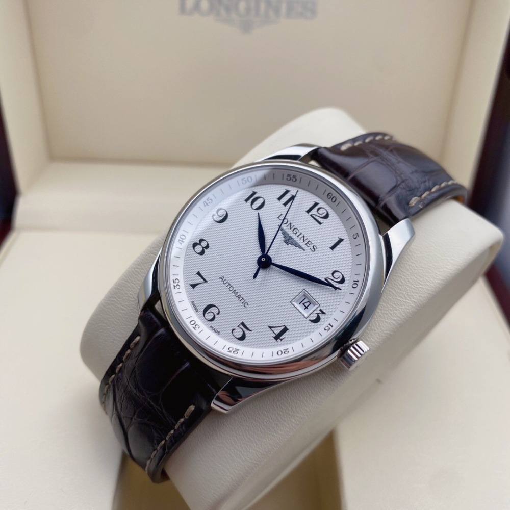 二手95新浪琴l2.793.4手表价格,值多少钱?