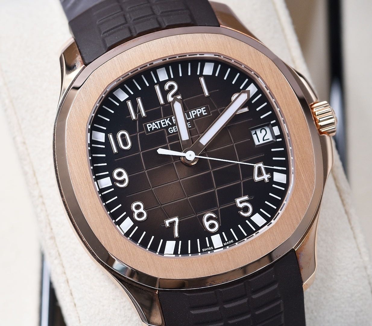 二手95新百达翡丽5167r-001手表价格,值多少钱?