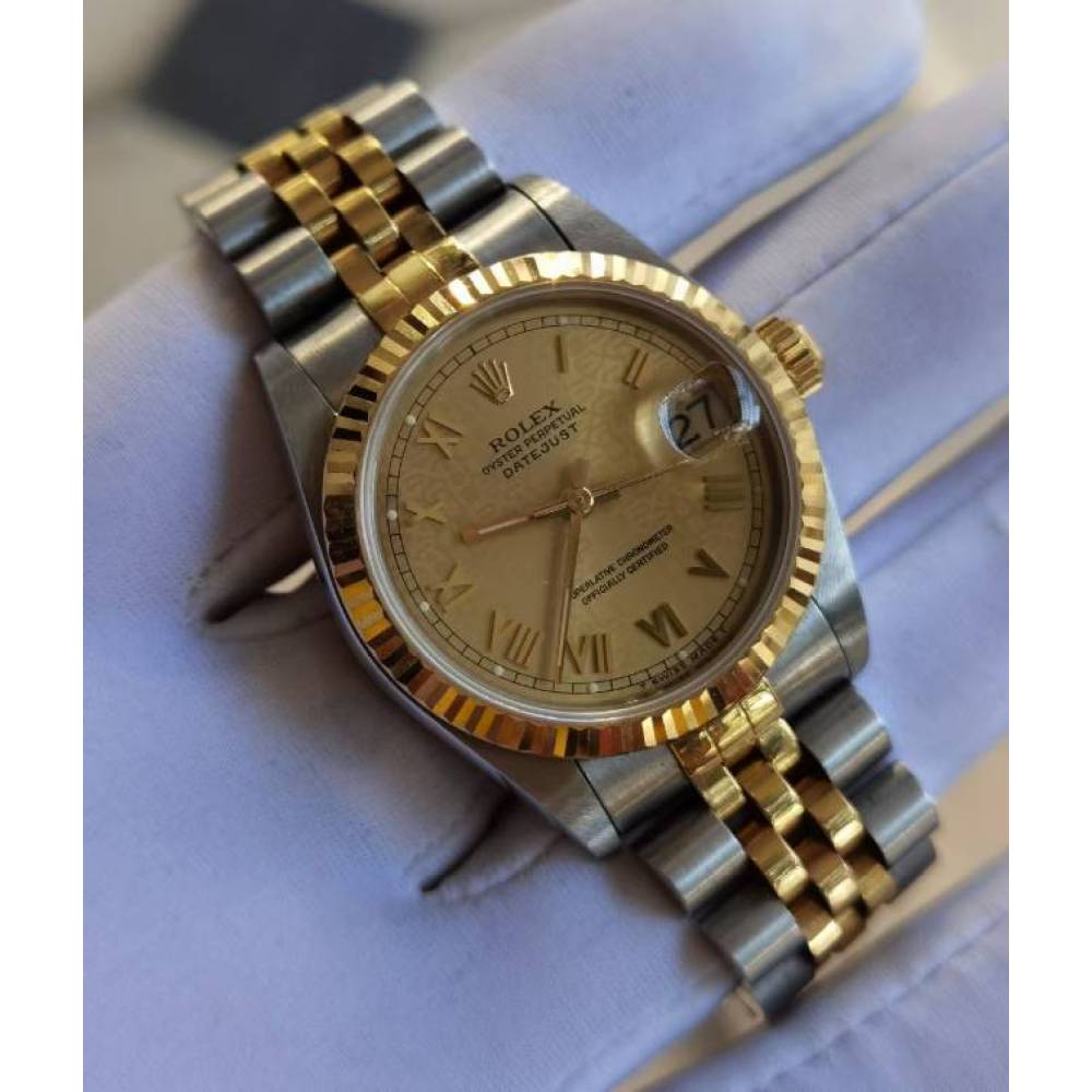 二手95新劳力士68273手表价格,值多少钱?