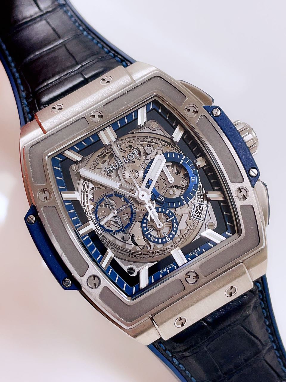 二手95新宇舶601.nx.7170.lr手表价格,值多少钱?