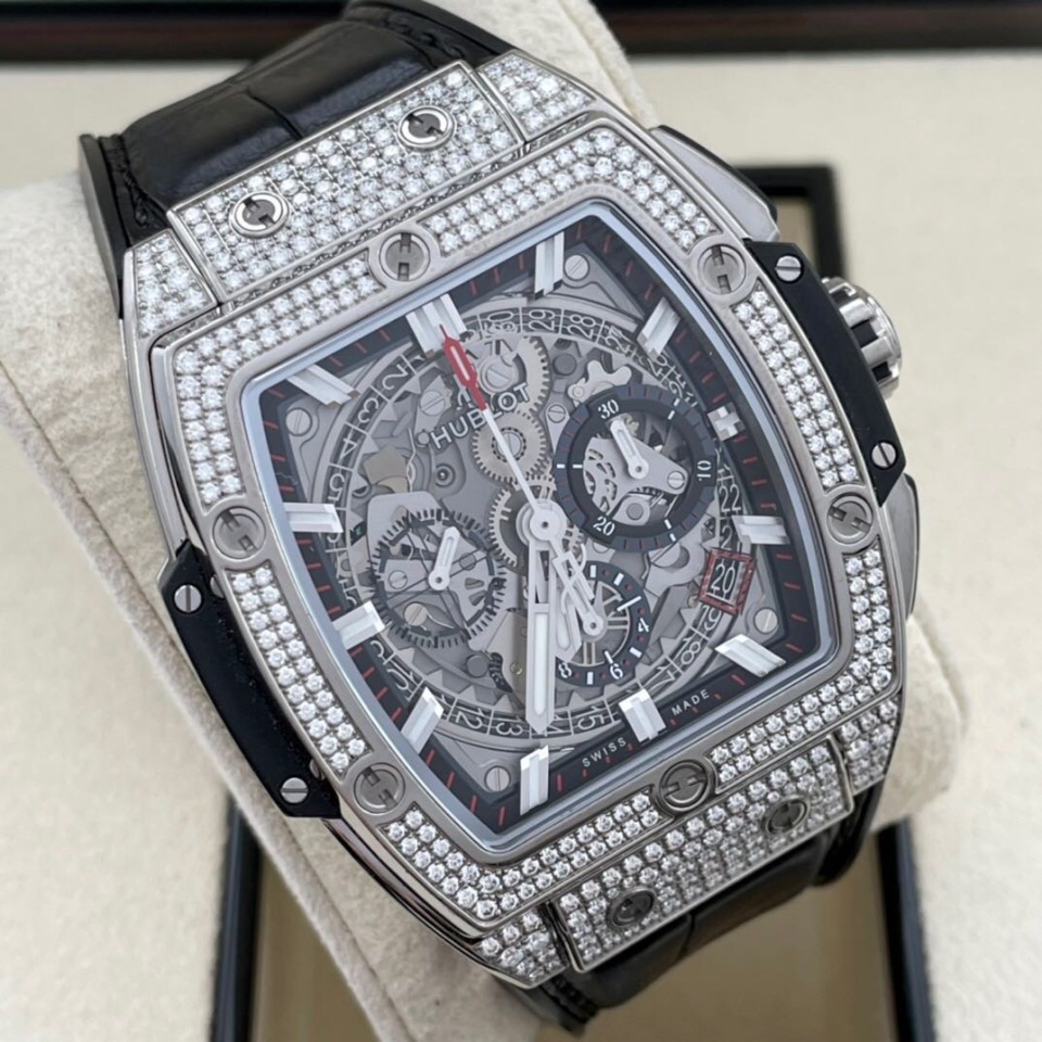 二手95新宇舶641.nx.0173.lr.1704手表价格,值多少钱?