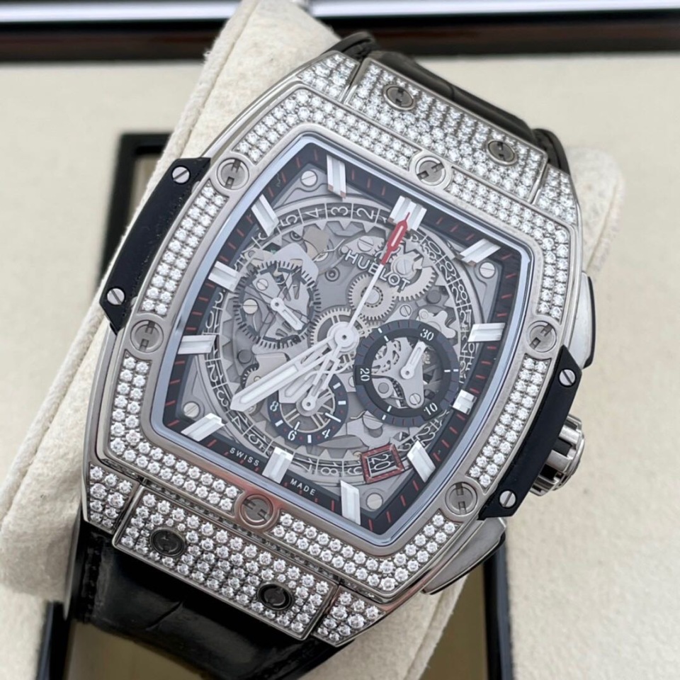 二手95新宇舶641.nx.0173.lr.1704手表价格,值多少钱?