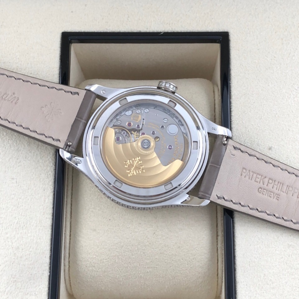 二手95新百达翡丽4937g手表价格,值多少钱?