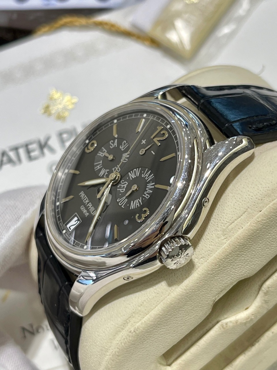 二手95新百达翡丽5146g-010手表价格,值多少钱?