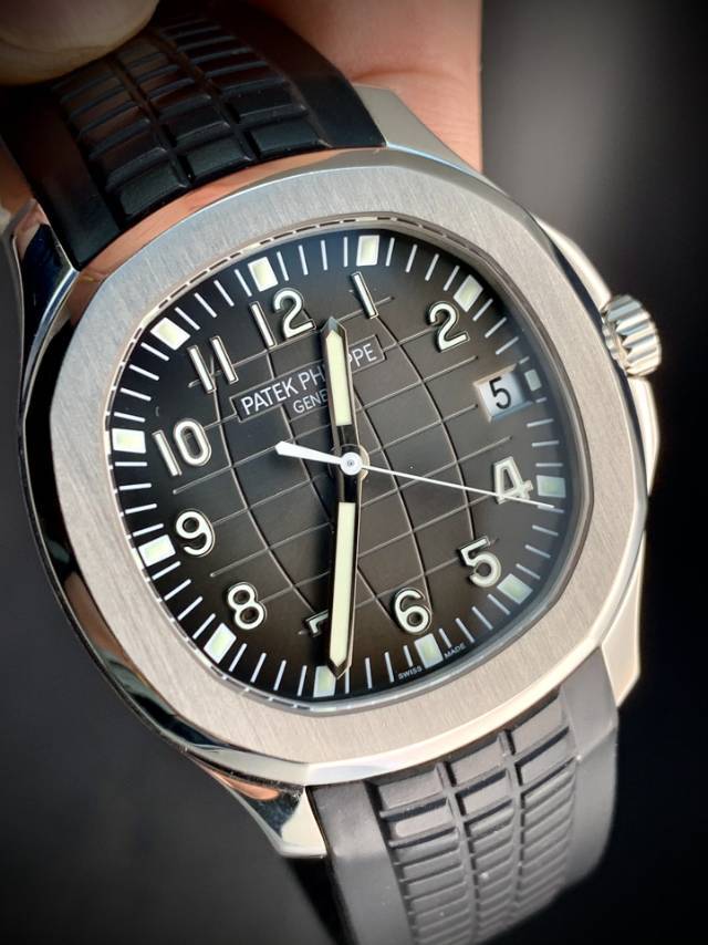 二手95新百达翡丽5167a-001手表价格,值多少钱?