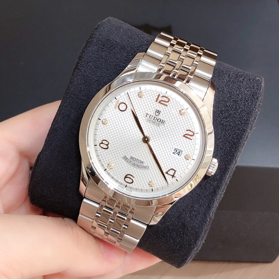 尽在小程序所有出价95新成色91650型号1926系列详细参数tudor/帝舵