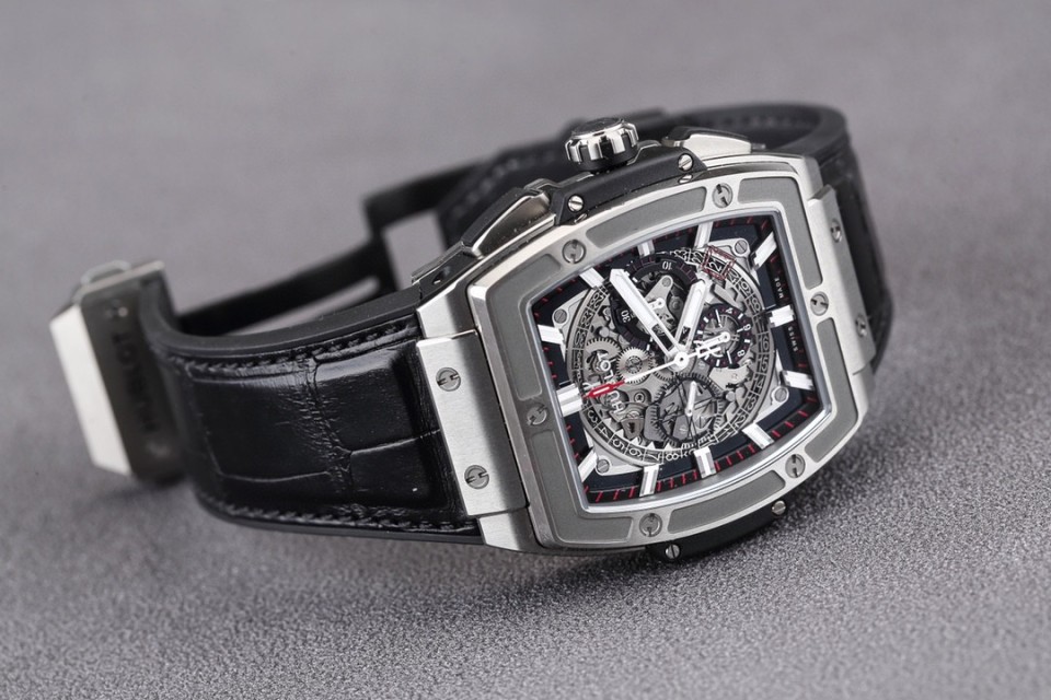 lr手表价格,值多少钱?