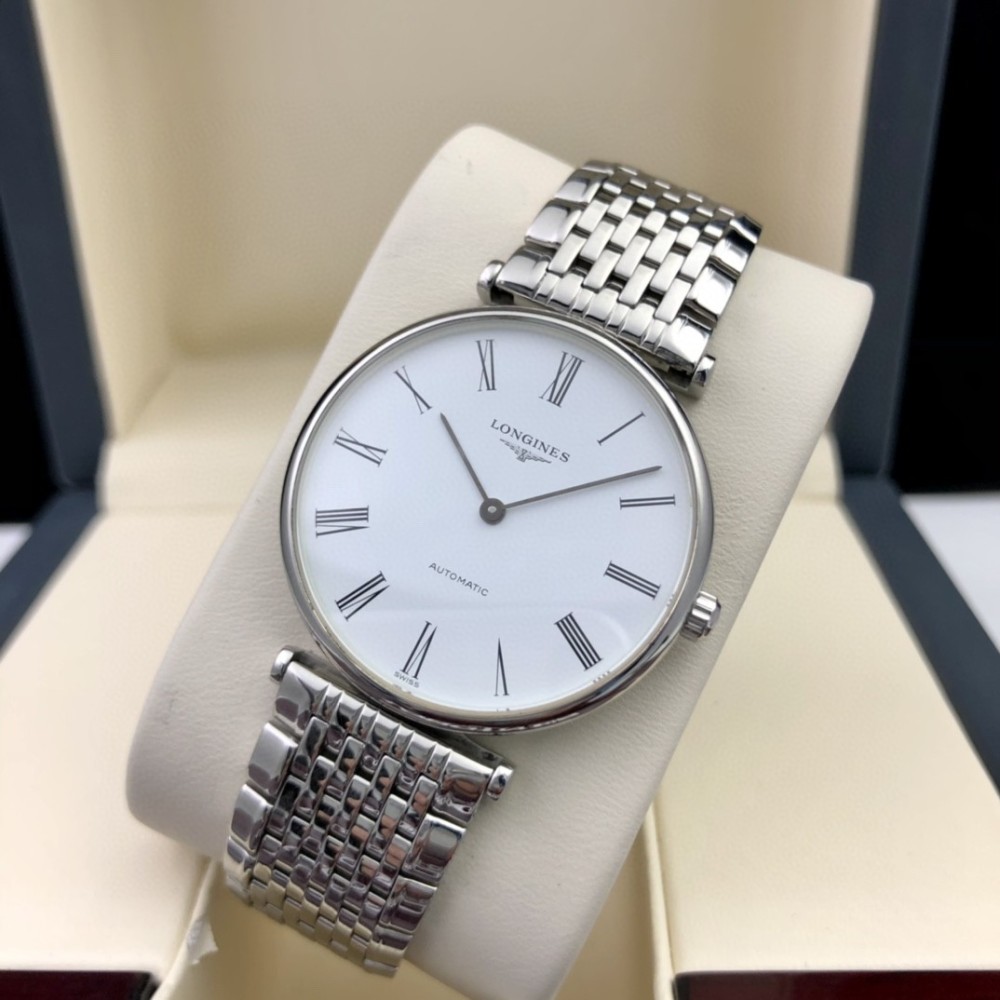 二手95新浪琴l4.708.4.11.6手表价格,值多少钱?