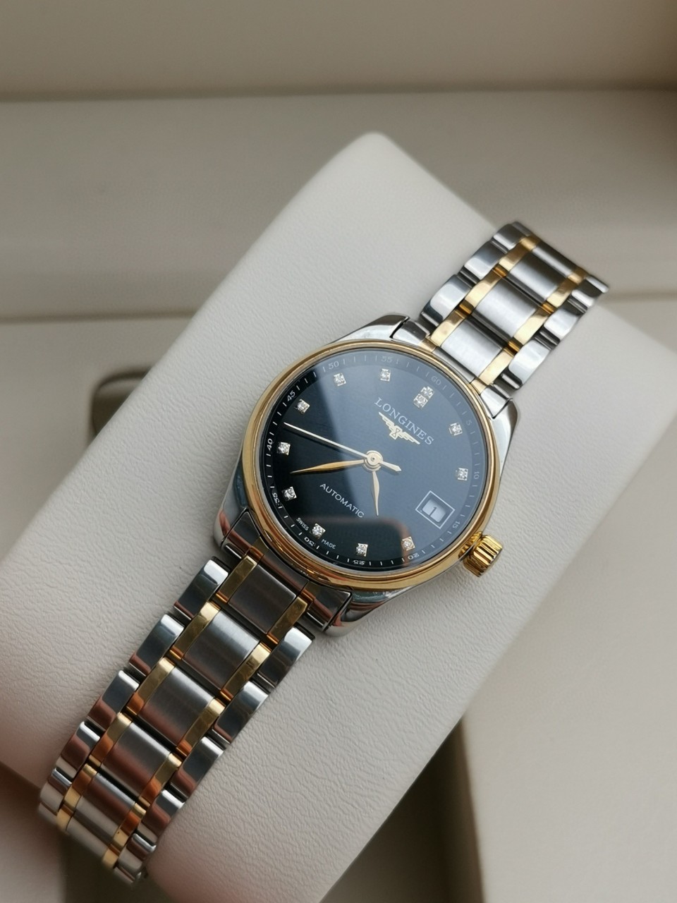 二手95新浪琴l2.128.5.57.7手表价格,值多少钱?