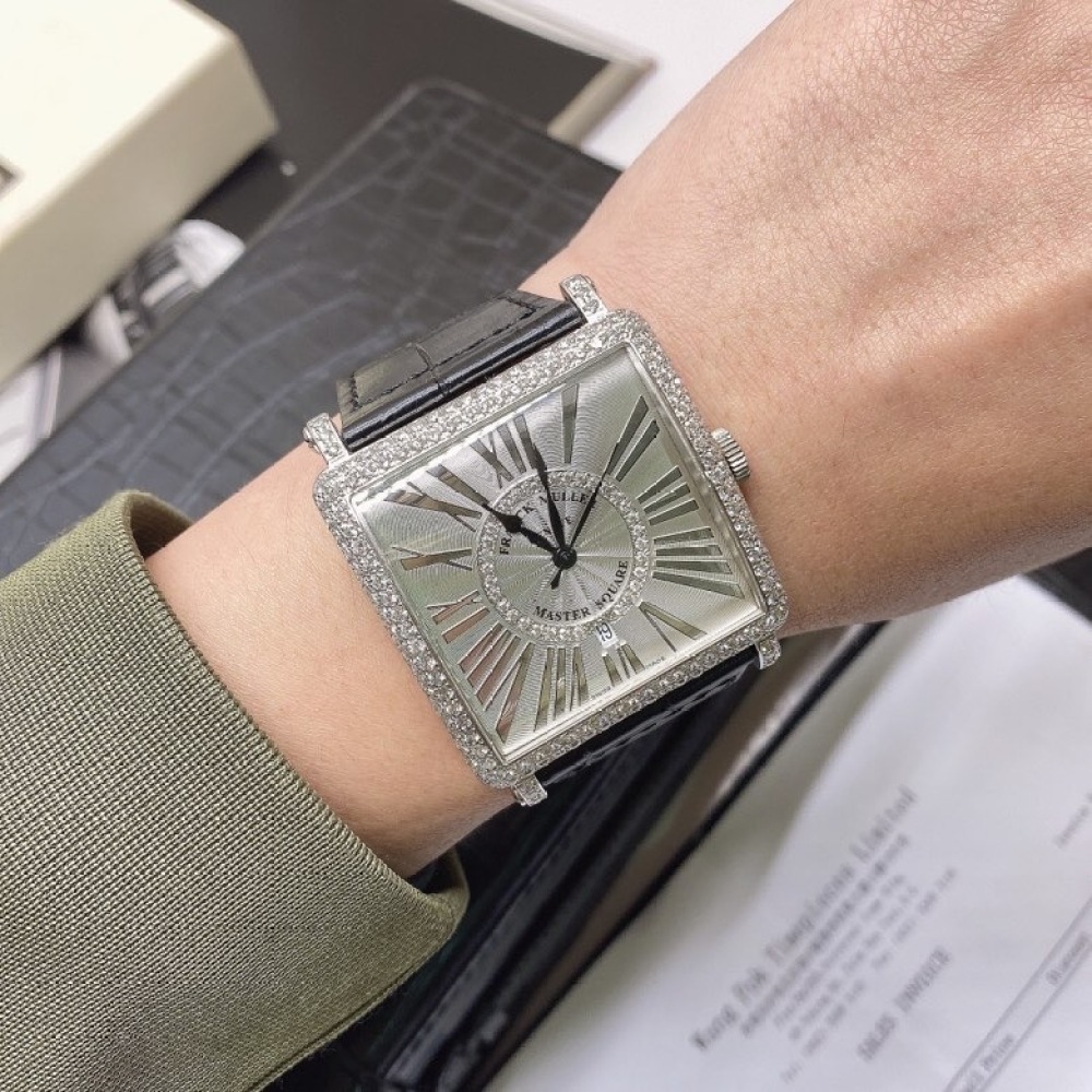 尽在小程序 大家还看了这些 商品描述 fm 法兰克穆勒 15