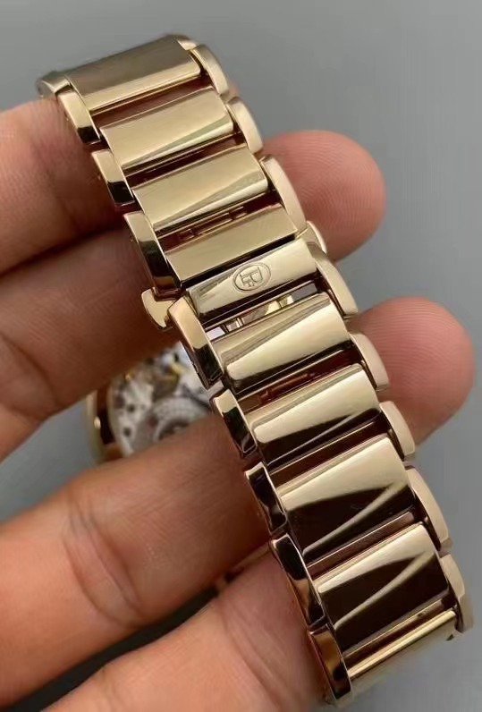 二手95新帕玛强尼pfc267手表价格,值多少钱?