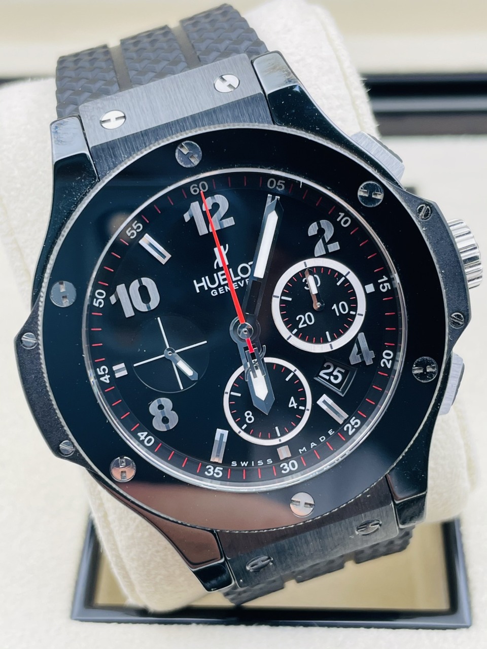 二手95新宇舶301.cx.130.rx手表价格,值多少钱?