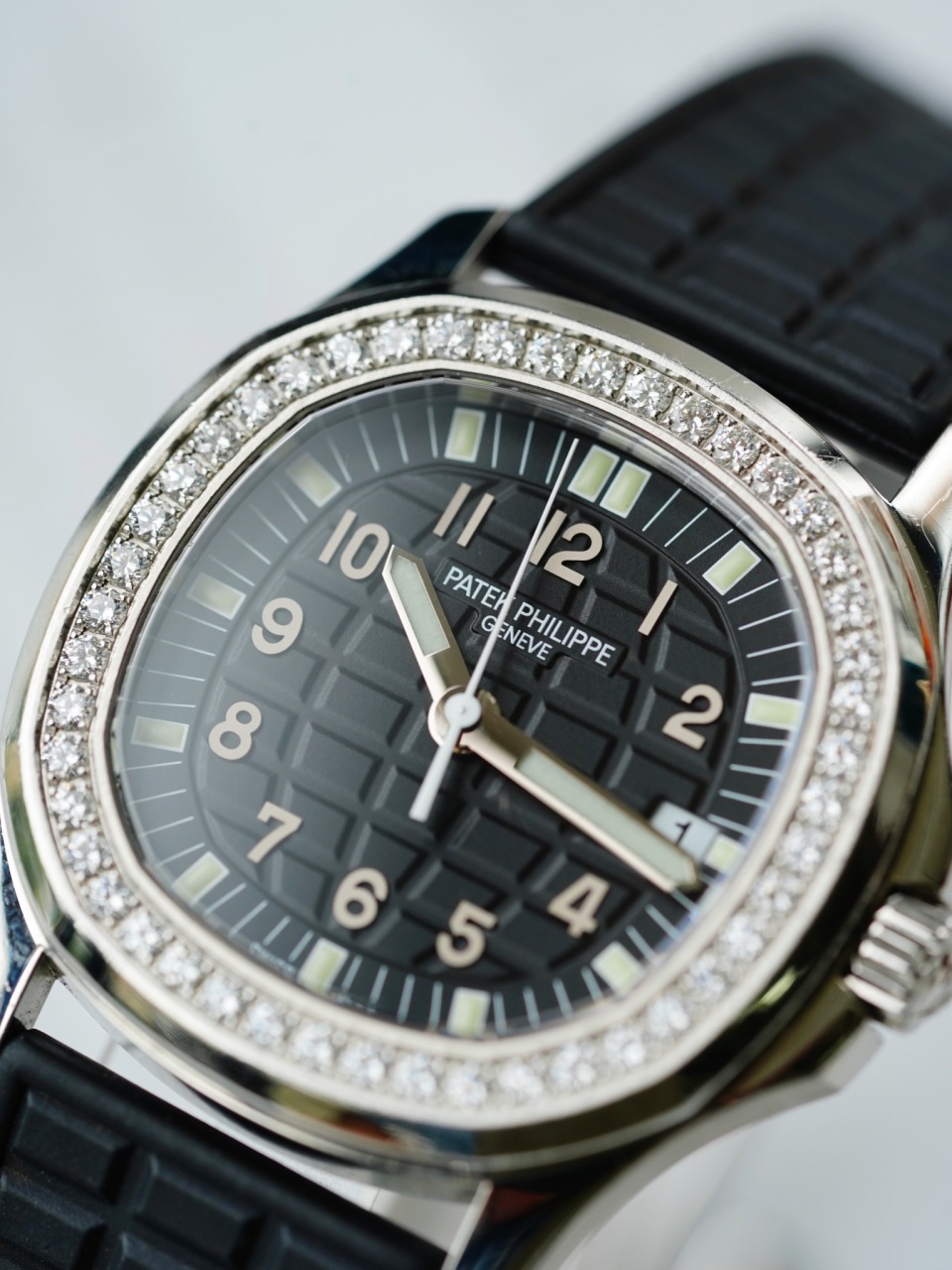 二手95新百达翡丽5067a-001手表价格,值多少钱?