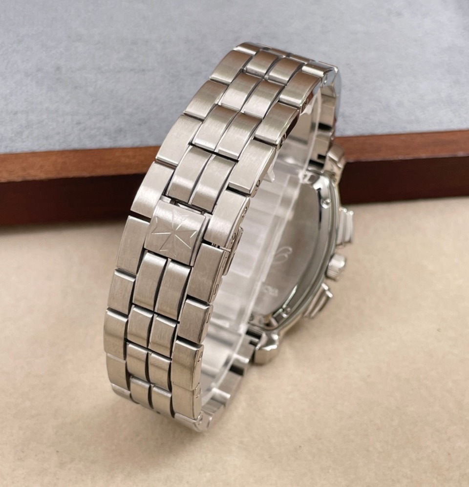 二手95新江诗丹顿49145手表价格,值多少钱?