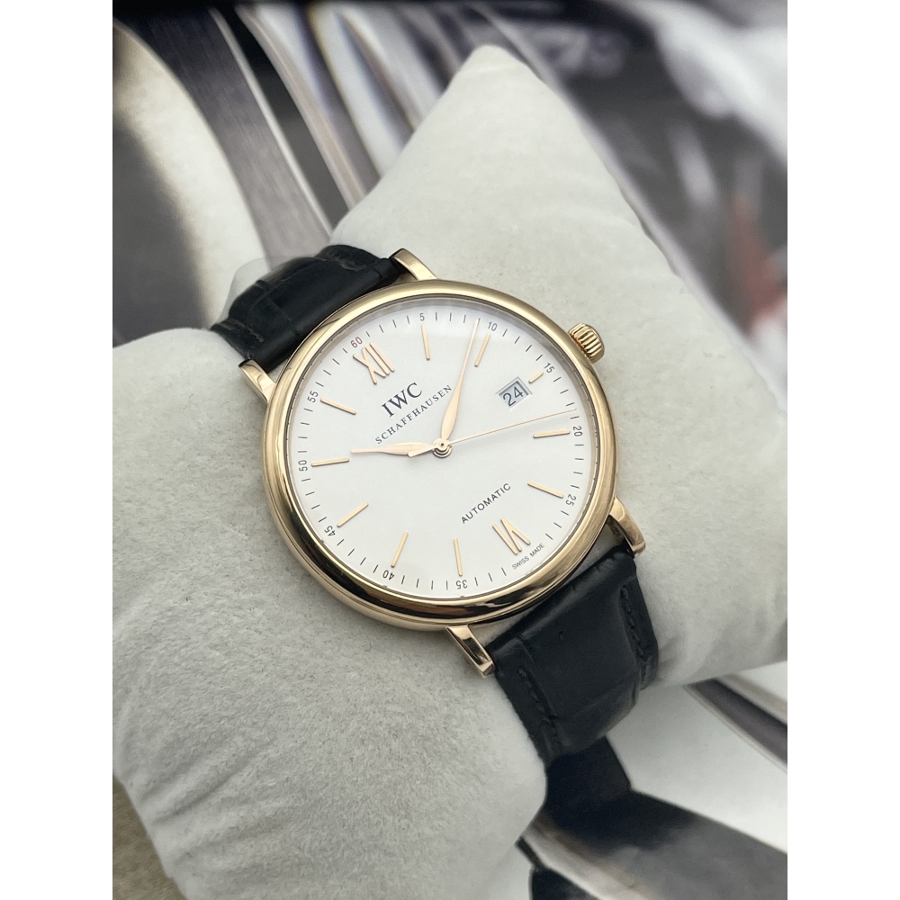 二手95新万国iw356504手表价格,值多少钱?