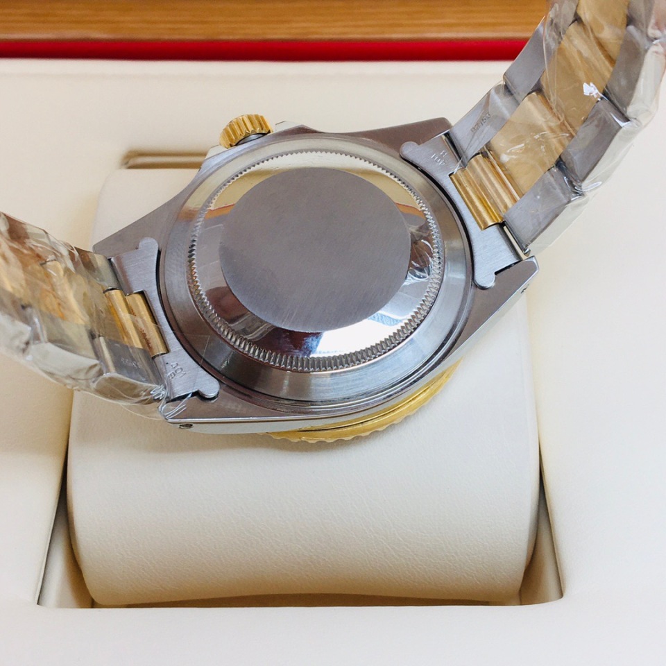 二手95新劳力士16613手表价格,值多少钱?