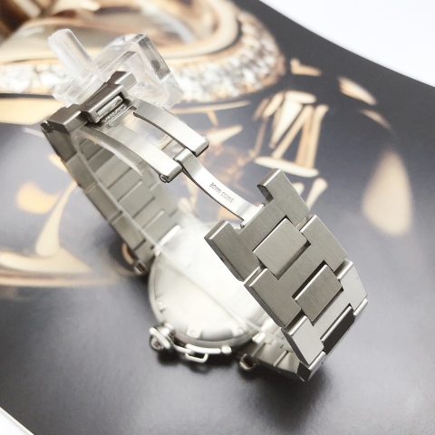 二手95新卡地亚2324手表价格,值多少钱?