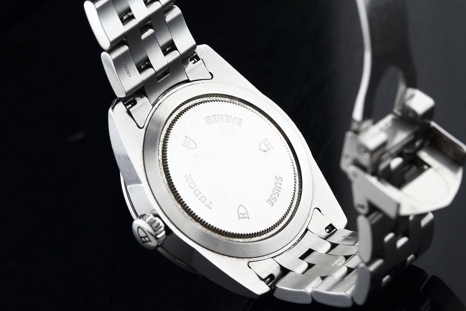 二手95新帝舵m56000手表价格,值多少钱?