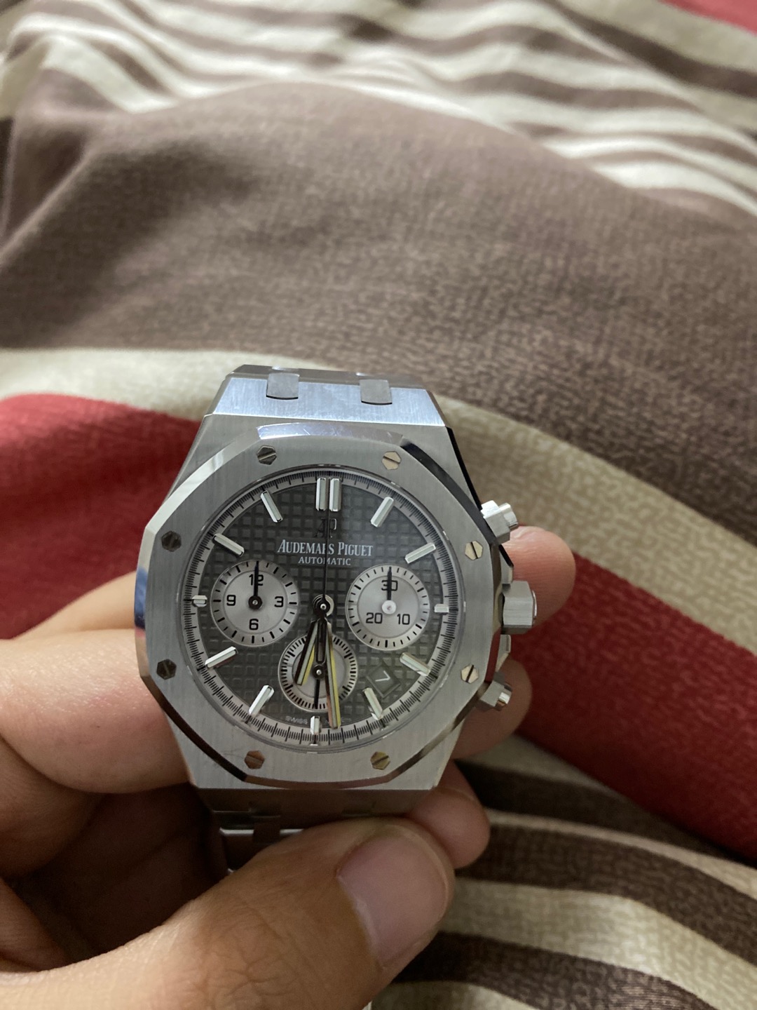 二手95新爱彼26315st手表价格,值多少钱?