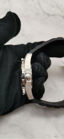 雪铁纳二手手表C013回收