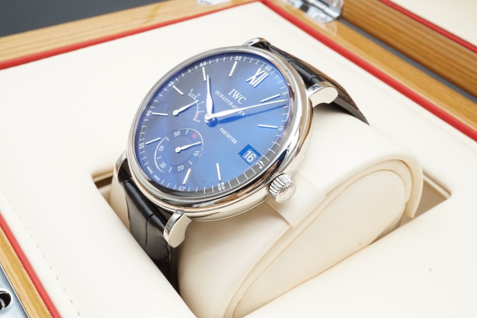 二手95新万国iw510102手表价格,值多少钱?