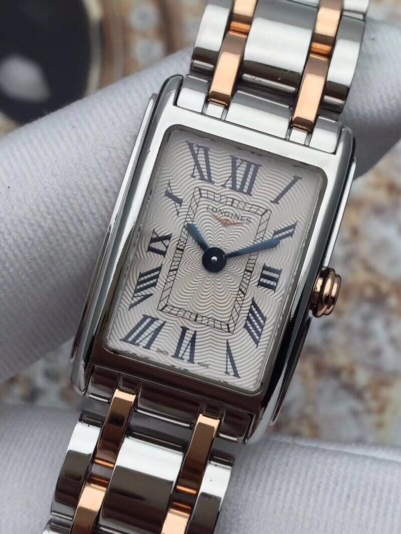 所有出价无瑕疵点95新成色l52585717型号黛绰维纳系列详细参数浪琴 l