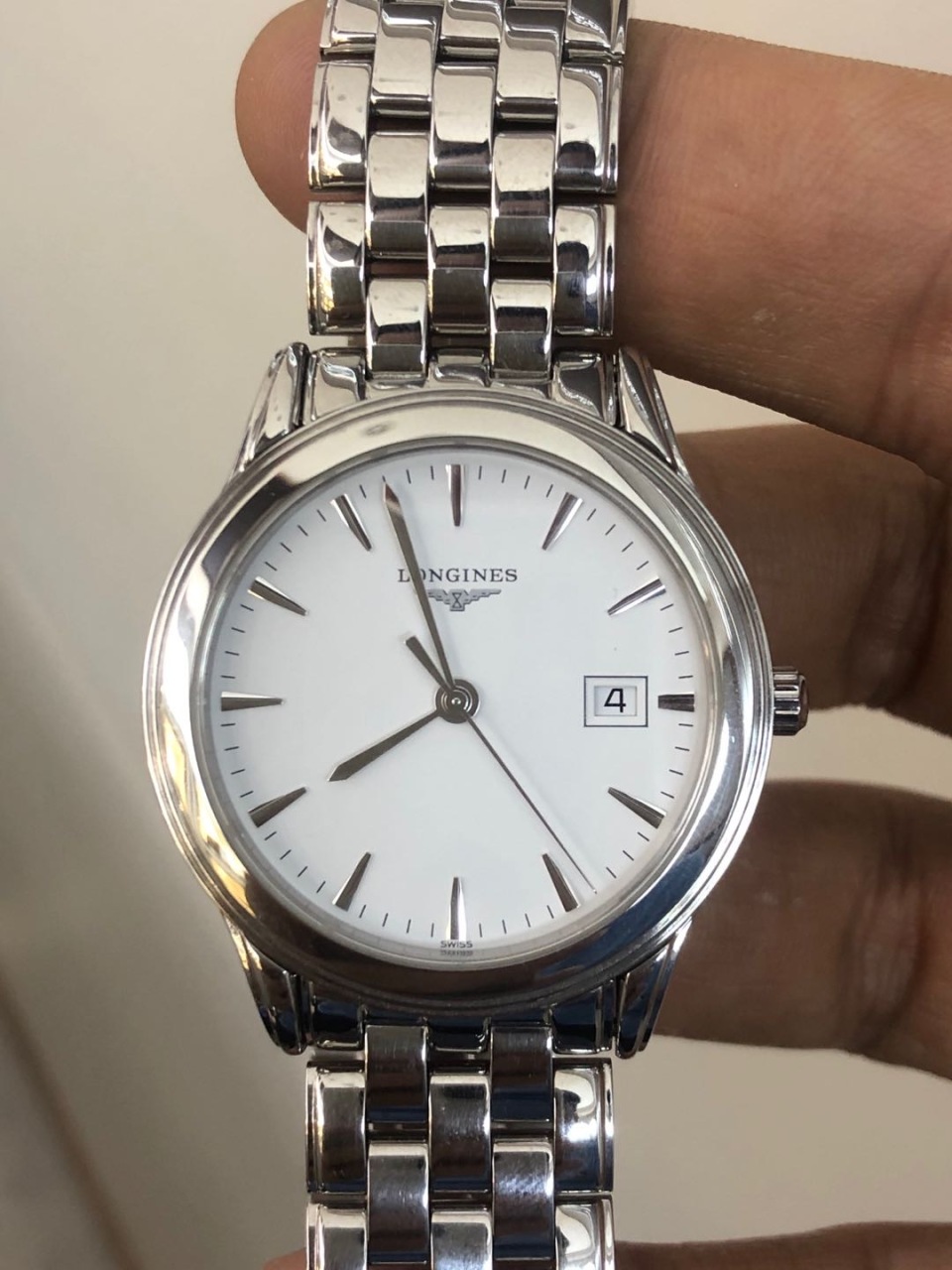 二手95新浪琴l4.716.4.12.6手表价格,值多少钱?