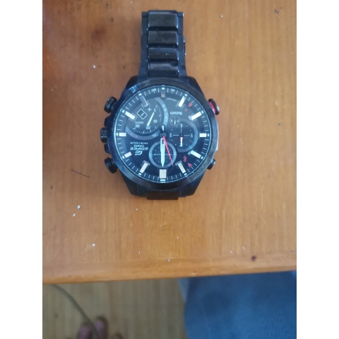 二手90新卡西欧eqb501手表价格,值多少钱?