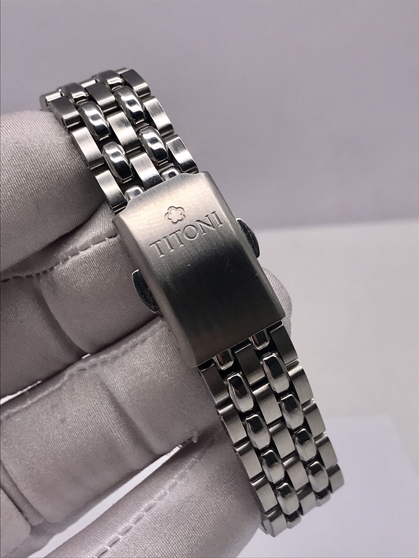 二手95新梅花729-s-307手表价格,值多少钱?